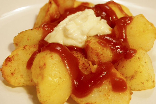 Patatas bravas