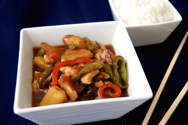 Salteado agridulce de pollo y vegetales