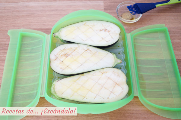 Berenjenas en estuche de vapor