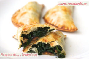 Empanadillas de espinacas con queso de cabra y nueces