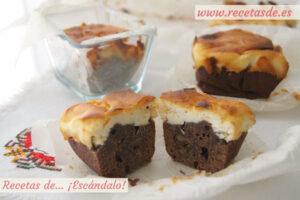 Brownie de chocolate y tarta de queso con nueces