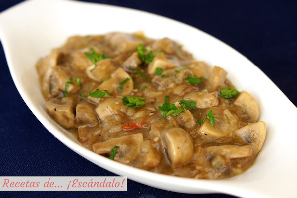 Receta de champiñones en salsa muy facil
