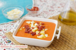 Salmorejo cordobés. Cómo hacer la receta tradicional andaluza