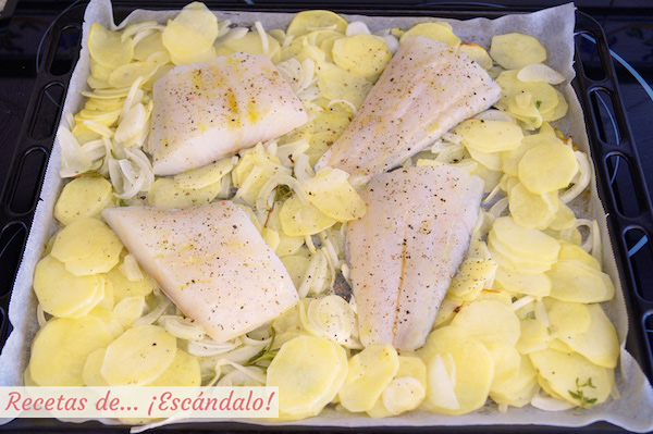 Receta de asado de bacalao al horno con patatas y cebolla, receta facil