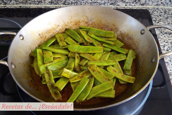 Judias verdes para la paella de arroz
