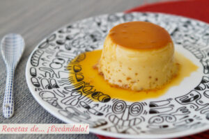 Cómo hacer flan de huevo casero, receta tradicional