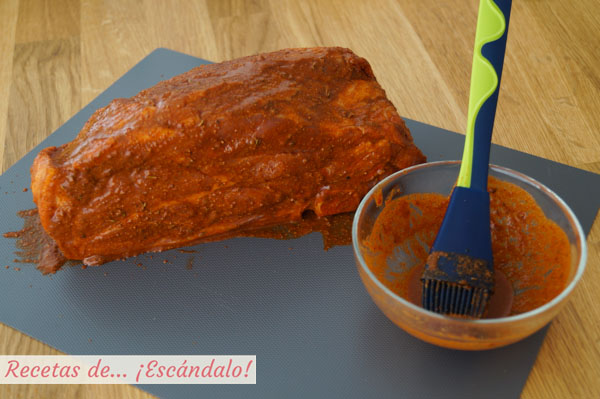 Carne de cerdo marinada con especias