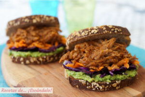 Pulled pork o cerdo desmigado al estilo americano con salsa barbacoa casera