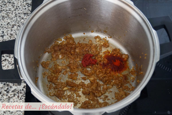 Sofrito de ajos y cebolla