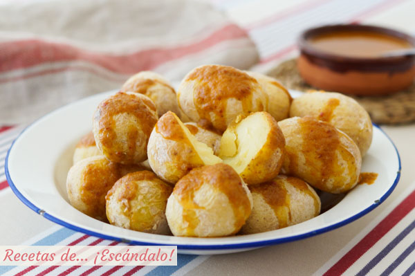 Receta canaria de papas arrugadas o arrugas con mojo picon casero