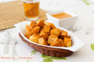 Patatas bravas, receta paso a paso con su salsa brava casera
