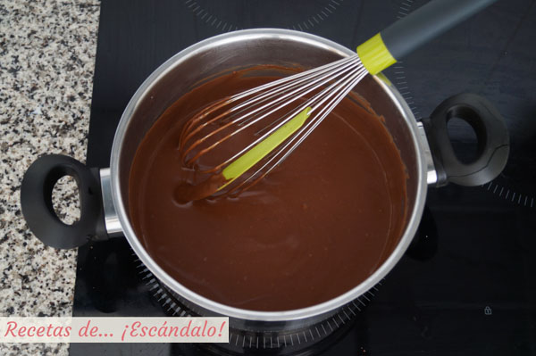 Chocolate para tarta tres chocolates