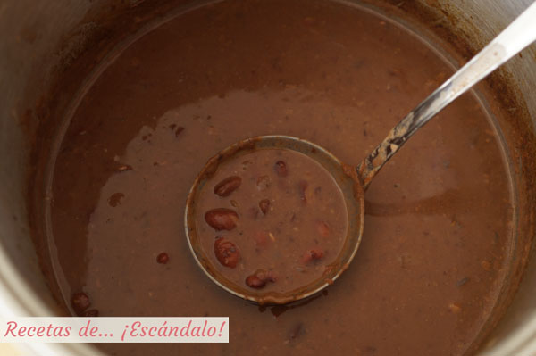 Como hacer frijoles negros