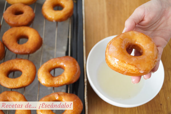 Donuts caseros con glaseado