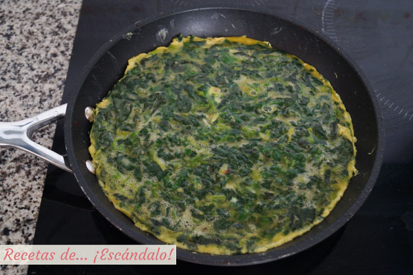 Como hacer tortilla de espinacas frescas, muy rica y sencilla