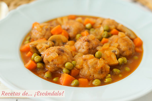 Como hacer albondigas a la jardinera en salsa, deliciosas