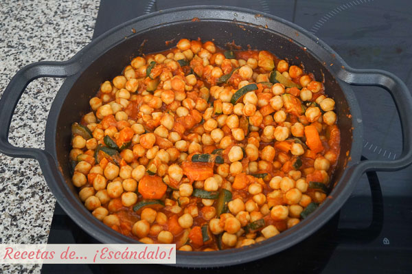 Como hacer potaje de garbanzos con verduras, facil y rico