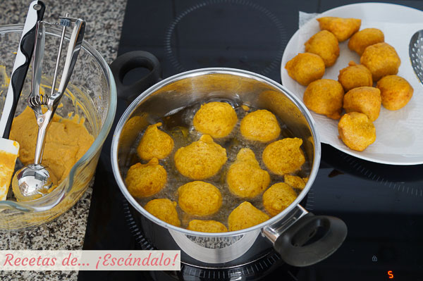 Como freir bunuelos de calabaza