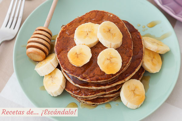 Como hacer pancakes o hot cakes de banana o platano. Sabrosos, rapidos y faciles