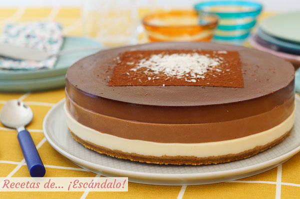 Como hacer tarta tres chocolates con Thermomix, facilisima y con un resultado de 10