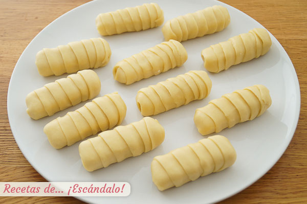 Tequenos venezolanos caseros de queso