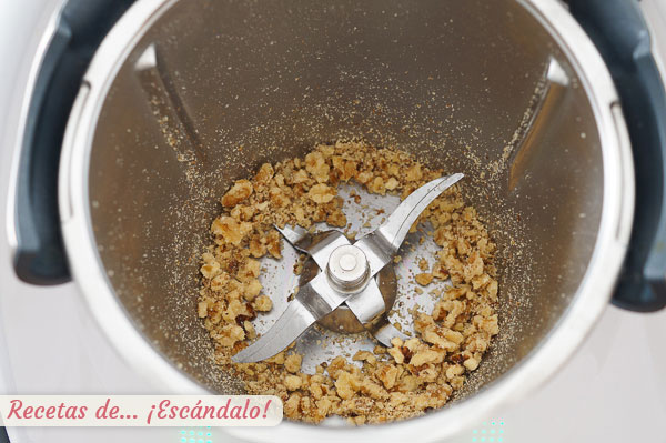 Nueces para bizcocho zanahoria