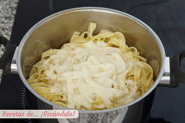 Salsa alfredo para fetuccini