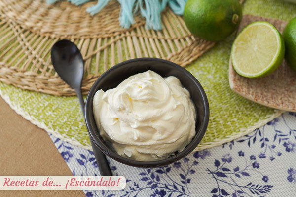 Como hacer crema agria, sour cream o nata agria casera, rapida y facil