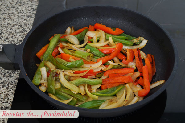 Pimientos y cebolla para fajitas