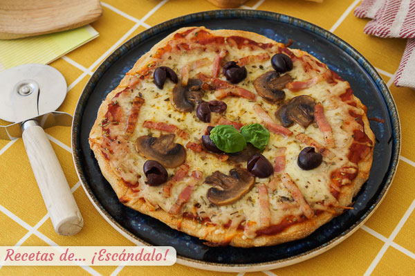 Como hacer pizza en sarten crujiente y deliciosa con masa casera, te va a sorprender