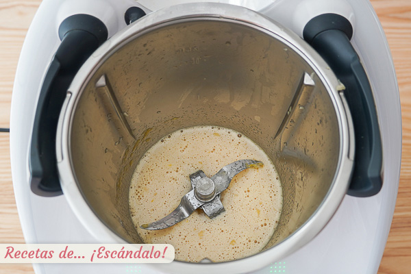 Huevos y azucar batidos tarta manzana thermomix