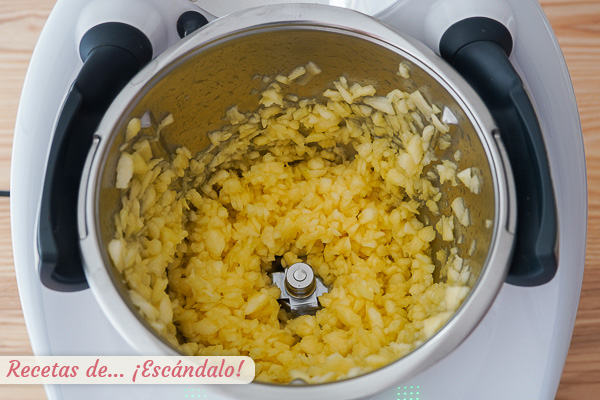 Manzanas picadas tarta thermomix