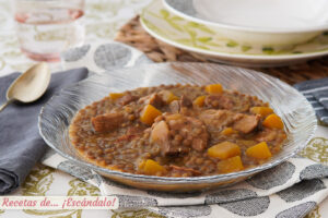 Lentejas estofadas con costillas de cerdo y chorizo, ¡deliciosas!