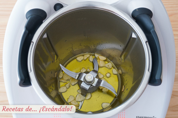 Ajos sopa castellana thermomix