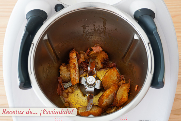 Pimenton sopa de ajo thermomix