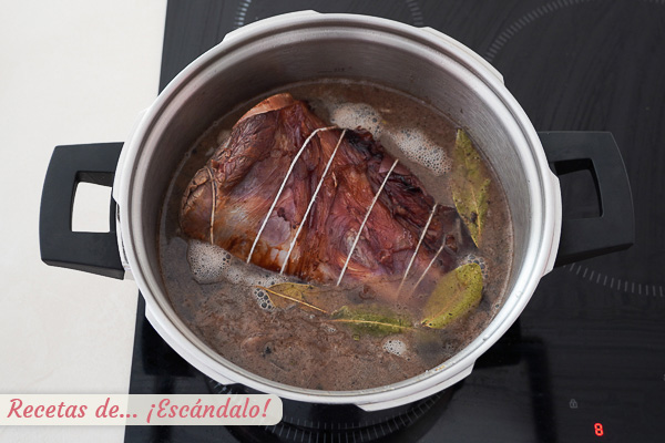 Jarrete de ternera guisado