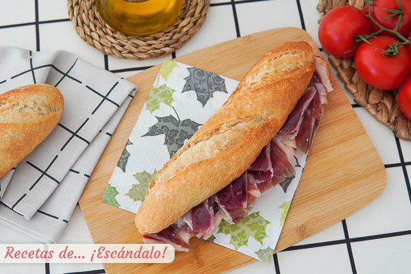 Como hacer bocadillo de jamon iberico con tomate y aceite, riquisimo