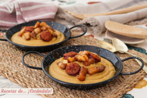 Gachas manchegas tradicionales con harina de almortas