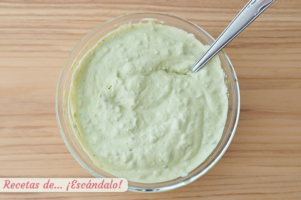 Mayonesa de aguacate grumosa
